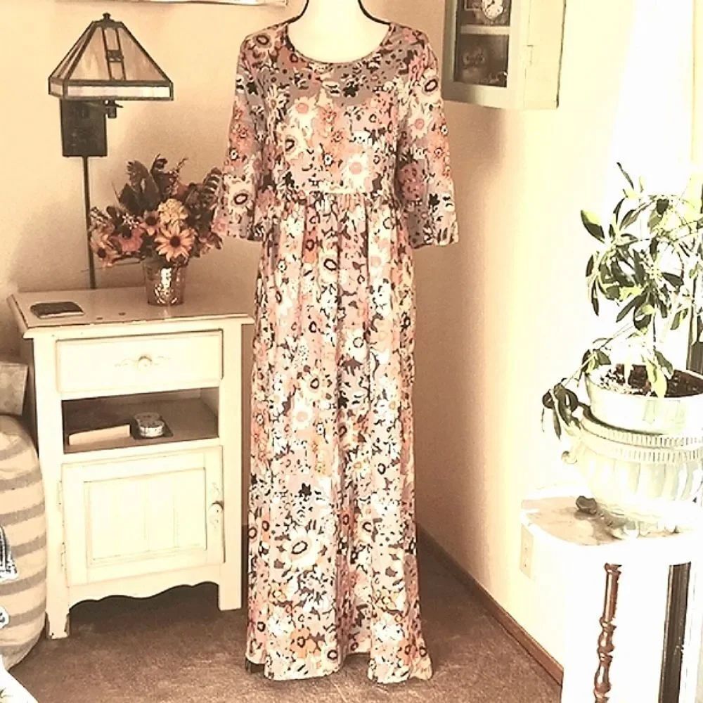 Just Fashion Now Lightweight Floral Maxi Dress. Cottagecore, Floral